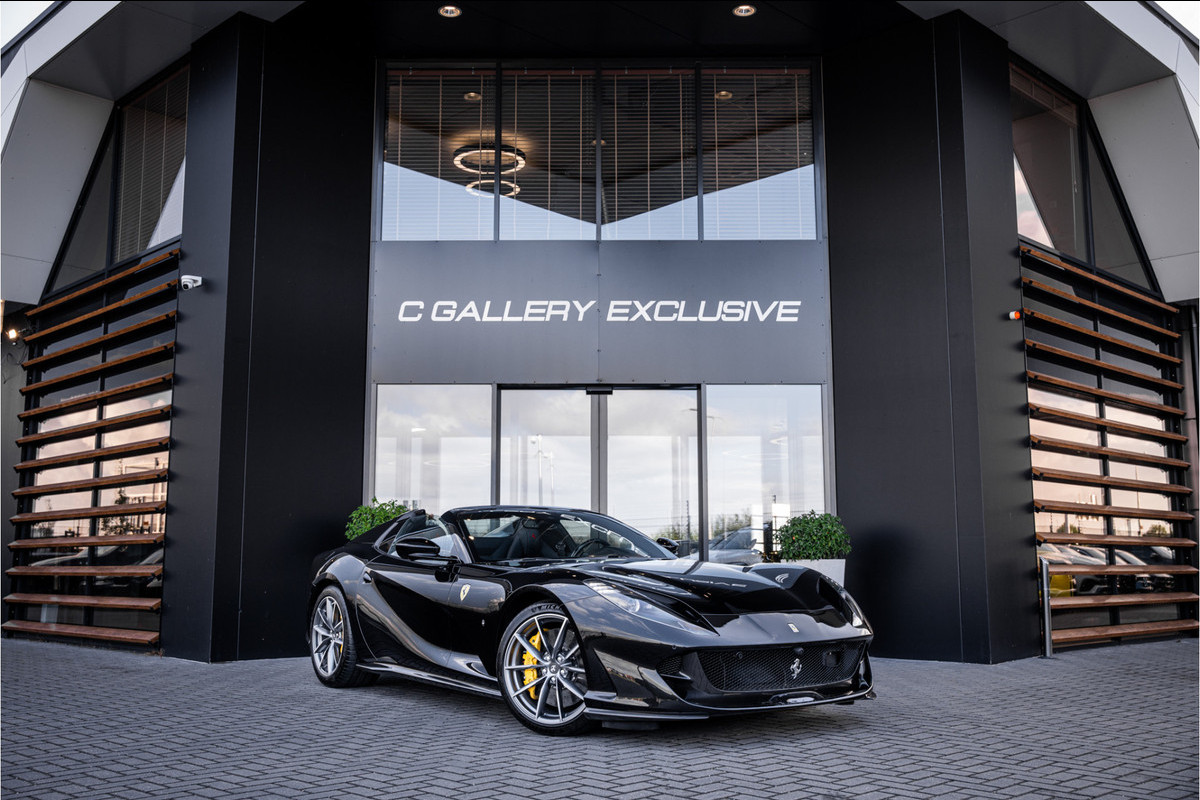 Ferrari 812 GTS 6.5 V12 HELE - Nero Daytona | Carbon Pack | Passenger Display | Lift | 360 Camera | Memory