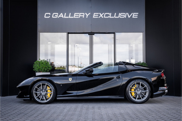Ferrari 812 GTS 6.5 V12 HELE - Nero Daytona | Carbon Pack | Passenger Display | Lift | 360 Camera | Memory