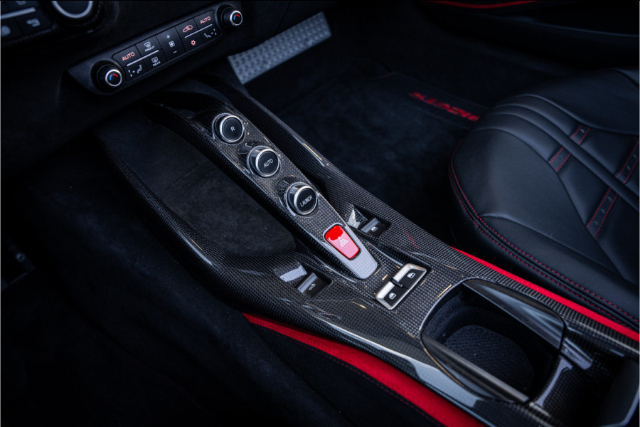 Ferrari 812 GTS 6.5 V12 HELE - Nero Daytona | Carbon Pack | Passenger Display | Lift | 360 Camera | Memory