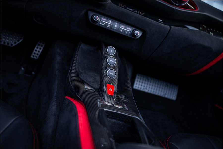 Ferrari 812 GTS 6.5 V12 HELE - Nero Daytona | Carbon Pack | Passenger Display | Lift | 360 Camera | Memory