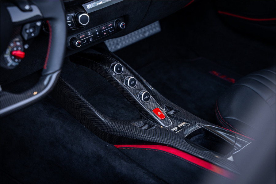 Ferrari 812 GTS 6.5 V12 HELE - Nero Daytona | Carbon Pack | Passenger Display | Lift | 360 Camera | Memory