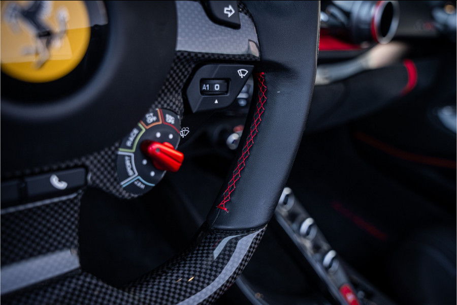 Ferrari 812 GTS 6.5 V12 HELE - Nero Daytona | Carbon Pack | Passenger Display | Lift | 360 Camera | Memory
