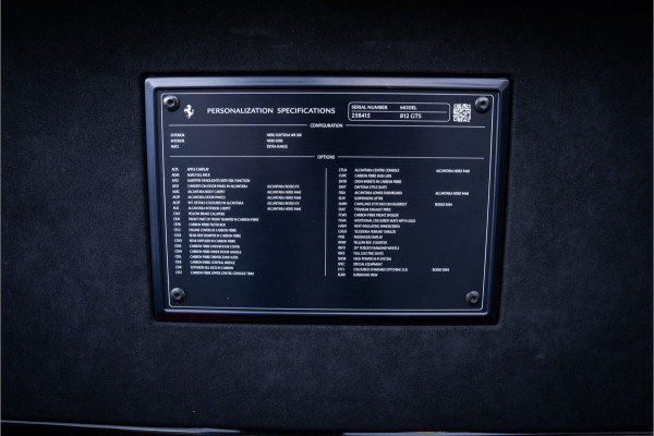 Ferrari 812 GTS 6.5 V12 HELE - Nero Daytona | Carbon Pack | Passenger Display | Lift | 360 Camera | Memory