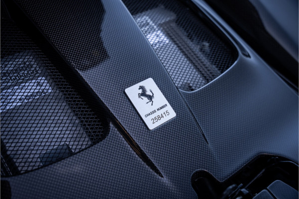 Ferrari 812 GTS 6.5 V12 HELE - Nero Daytona | Carbon Pack | Passenger Display | Lift | 360 Camera | Memory