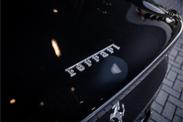 Ferrari 812 GTS 6.5 V12 HELE - Nero Daytona | Carbon Pack | Passenger Display | Lift | 360 Camera | Memory