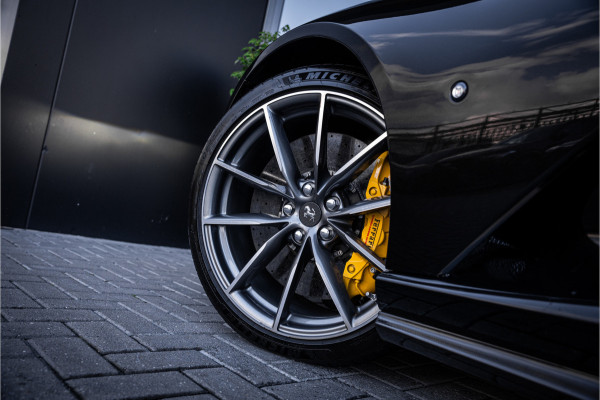 Ferrari 812 GTS 6.5 V12 HELE - Nero Daytona | Carbon Pack | Passenger Display | Lift | 360 Camera | Memory