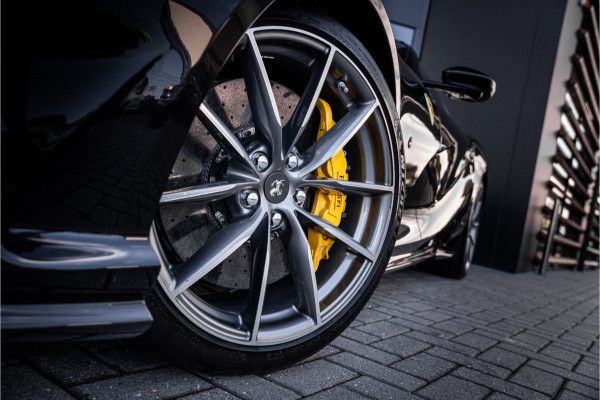 Ferrari 812 GTS 6.5 V12 HELE - Nero Daytona | Carbon Pack | Passenger Display | Lift | 360 Camera | Memory