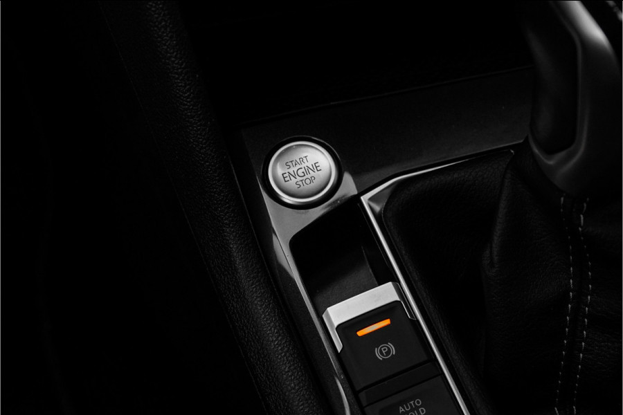 Volkswagen Tiguan 1.4 TSI eHybrid R-Line Pano 360° Camera HUD Trekhaak