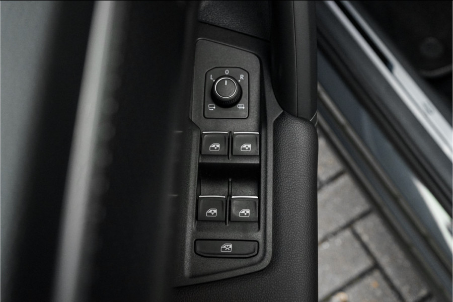 Volkswagen Tiguan 1.4 TSI eHybrid R-Line Pano 360° Camera HUD Trekhaak