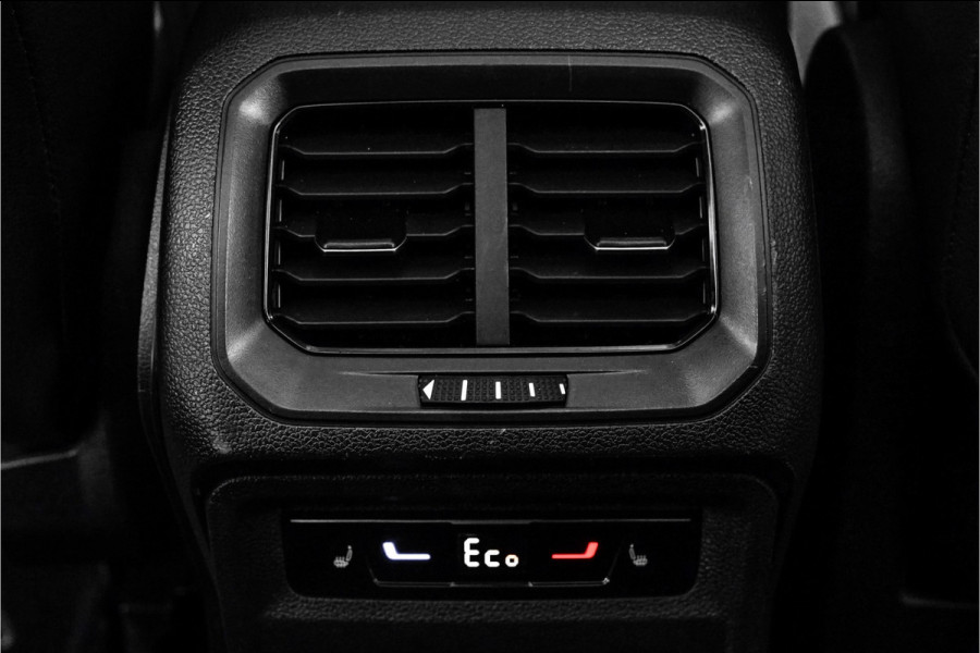 Volkswagen Tiguan 1.4 TSI eHybrid R-Line Pano 360° Camera HUD Trekhaak