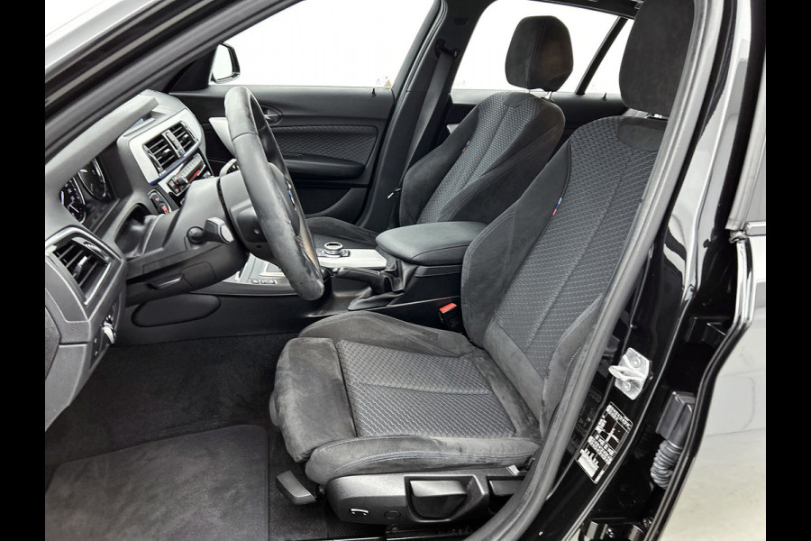 BMW 1-serie 118i Corporate Lease Executive M-sport(NL-auto, Goed OnderH, Navi, Climate Con, Parkeersensoren, Cruise Con, Etc)