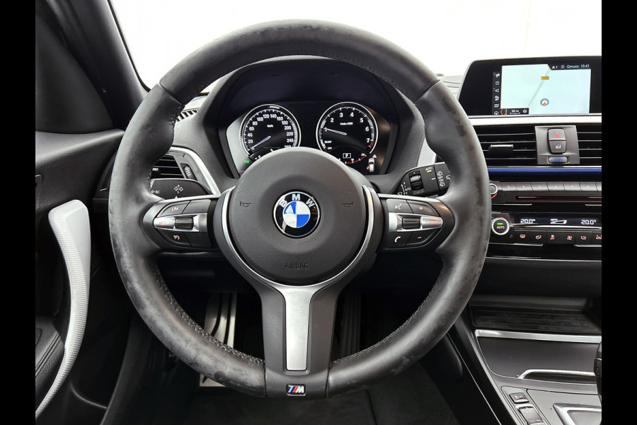 BMW 1-serie 118i Corporate Lease Executive M-sport(NL-auto, Goed OnderH, Navi, Climate Con, Parkeersensoren, Cruise Con, Etc)