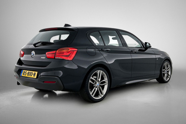 BMW 1-serie 118i Corporate Lease Executive M-sport(NL-auto, Goed OnderH, Navi, Climate Con, Parkeersensoren, Cruise Con, Etc)