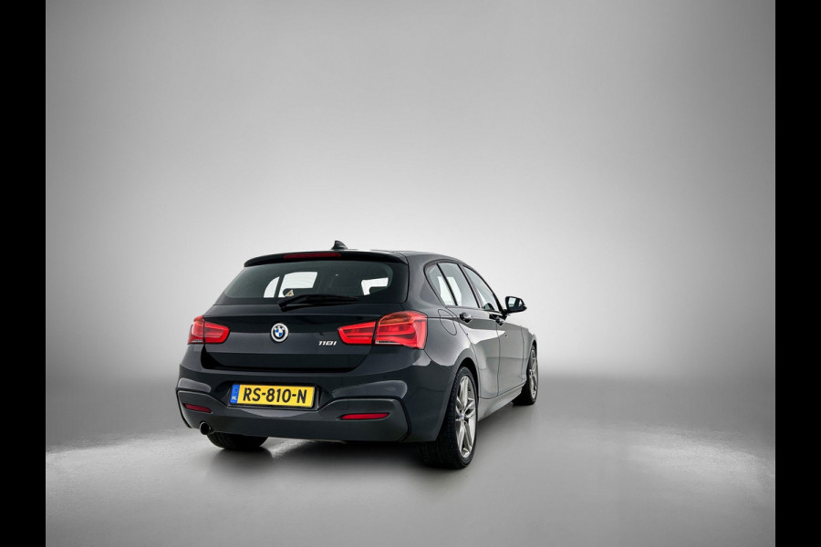 BMW 1-serie 118i Corporate Lease Executive M-sport(NL-auto, Goed OnderH, Navi, Climate Con, Parkeersensoren, Cruise Con, Etc)