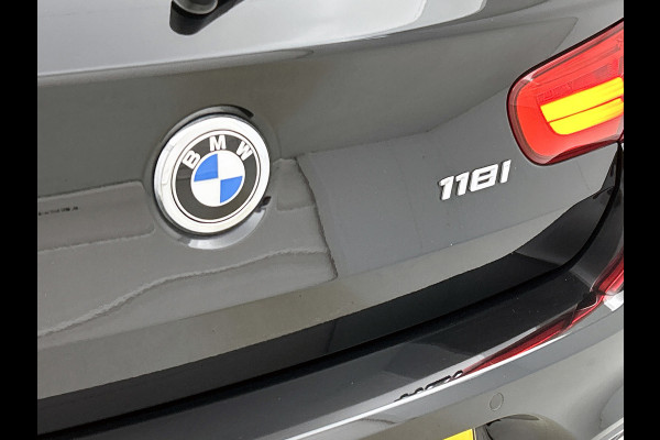 BMW 1-serie 118i Corporate Lease Executive M-sport(NL-auto, Goed OnderH, Navi, Climate Con, Parkeersensoren, Cruise Con, Etc)