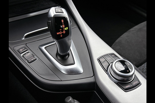 BMW 1-serie 118i Corporate Lease Executive M-sport(NL-auto, Goed OnderH, Navi, Climate Con, Parkeersensoren, Cruise Con, Etc)