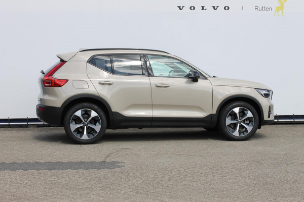 Volvo XC40 B3 177PK Automaat Plus Dark Google infotainment / Draadloos telefoon opladen / Elektrisch bedienbare bestuurdersstoel met geheugen / Adaptieve Cruise Control / Parkeersensoren voor en achter met 360 graden camera