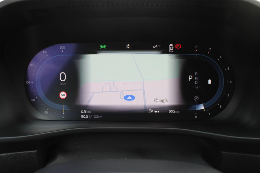 Volvo XC40 B3 177PK Automaat Plus Dark Google infotainment / Draadloos telefoon opladen / Elektrisch bedienbare bestuurdersstoel met geheugen / Adaptieve Cruise Control / Parkeersensoren voor en achter met 360 graden camera