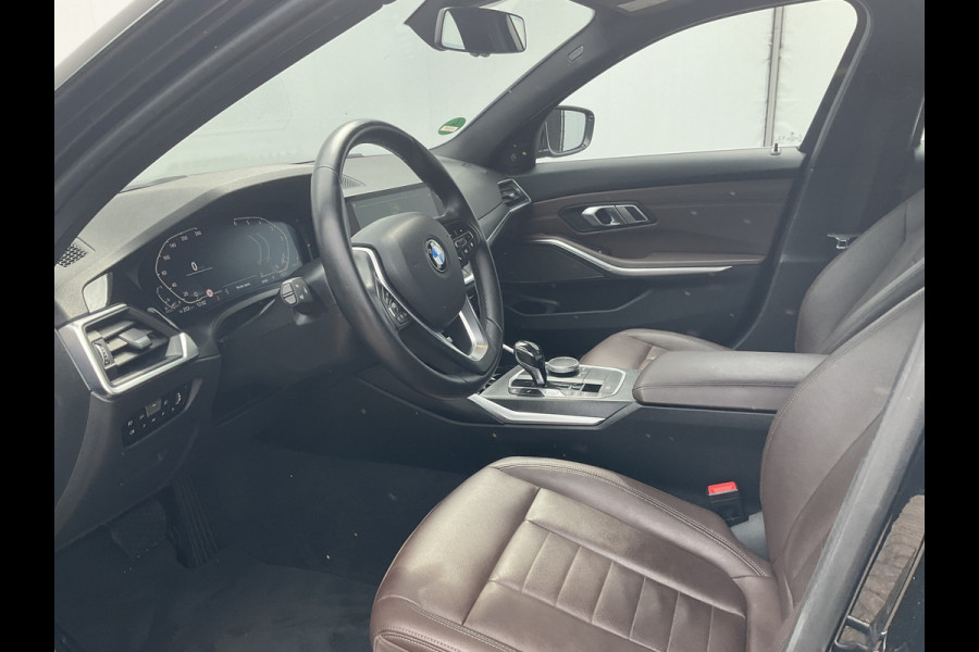 BMW 3 Serie Touring 318d High Executive Harman/Kardon Leder Carplay Led Facelift NL-Auto!