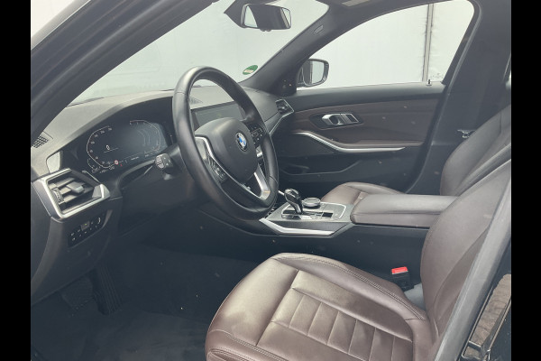 BMW 3 Serie Touring 318d High Executive Harman/Kardon Leder Carplay Led Facelift NL-Auto!