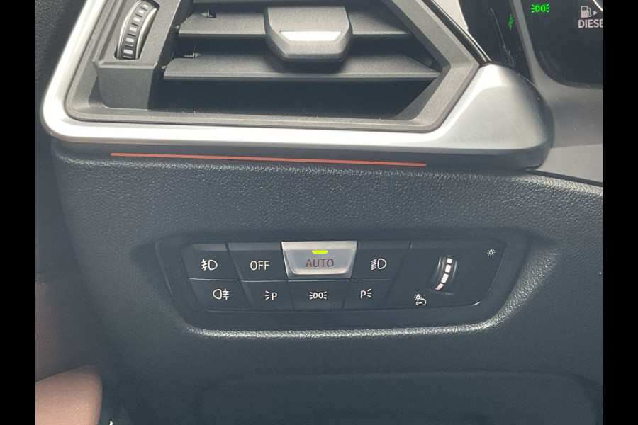 BMW 3 Serie Touring 318d High Executive Harman/Kardon Leder Carplay Led Facelift NL-Auto!