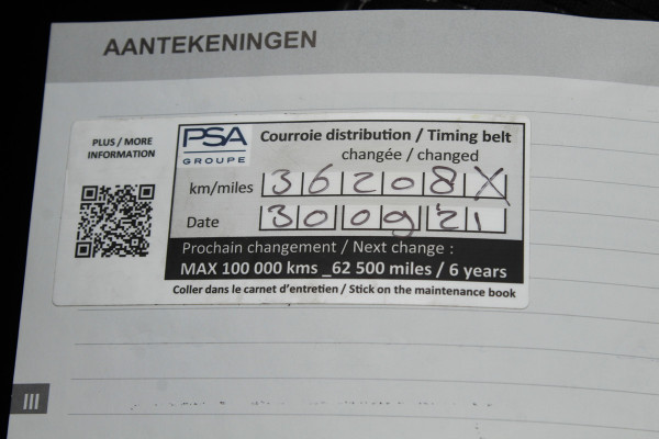 Peugeot 208 1.2 PureTech Allure / Panoramadak / Navigatie / Parkeerhulp achter / 16'' / Apple CarPlay / DAB / Cruise Control Peugeot 208 1.2 PureTech Allure / Panoramadak / Navigatie / Parkeerhulp achter / 16'' / Apple CarPlay / DAB / Cruise Control