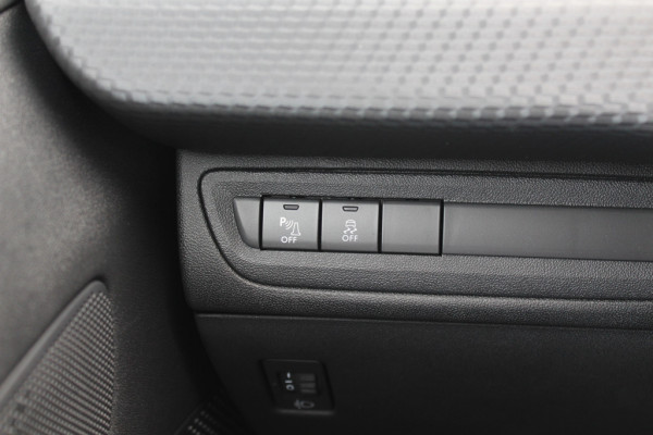 Peugeot 208 1.2 PureTech Allure / Panoramadak / Navigatie / Parkeerhulp achter / 16'' / Apple CarPlay / DAB / Cruise Control Peugeot 208 1.2 PureTech Allure / Panoramadak / Navigatie / Parkeerhulp achter / 16'' / Apple CarPlay / DAB / Cruise Control