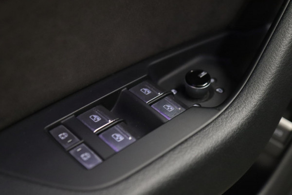 Audi A6 Limousine 50 TFSI e quattro S edition /PANO/CARPLAY/SFEER V/360CAM/VOL