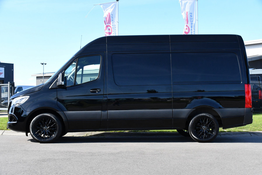 Mercedes-Benz Sprinter 315 1.9 CDI L2H2 Black Edition Camera, Carplay, LED, 150pk, Automaat, Multimedia, Uniek!