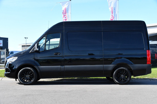 Mercedes-Benz Sprinter 315 1.9 CDI L2H2 Black Edition Camera, Carplay, LED, 150pk, Automaat, Multimedia, Uniek!