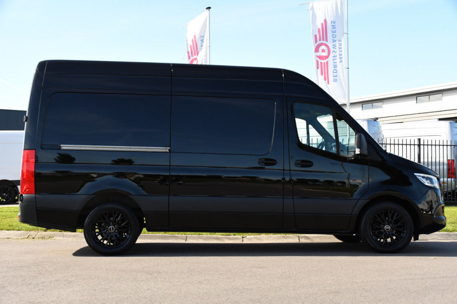 Mercedes-Benz Sprinter 315 1.9 CDI L2H2 Black Edition Camera, Carplay, LED, 150pk, Automaat, Multimedia, Uniek!