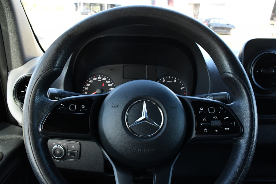 Mercedes-Benz Sprinter 315 1.9 CDI L2H2 Black Edition Camera, Carplay, LED, 150pk, Automaat, Multimedia, Uniek!