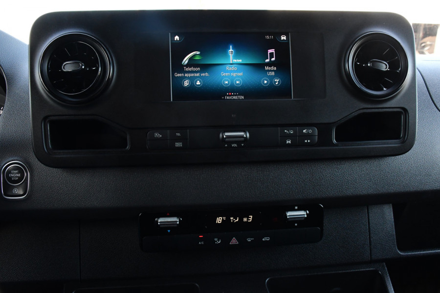 Mercedes-Benz Sprinter 315 1.9 CDI L2H2 Black Edition Camera, Carplay, LED, 150pk, Automaat, Multimedia, Uniek!