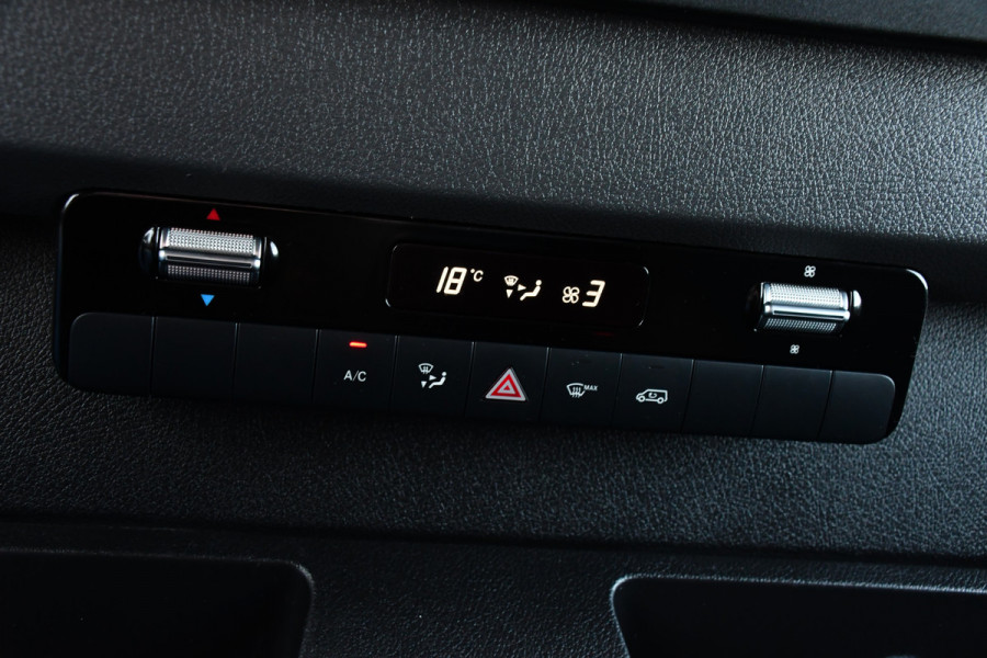 Mercedes-Benz Sprinter 315 1.9 CDI L2H2 Black Edition Camera, Carplay, LED, 150pk, Automaat, Multimedia, Uniek!