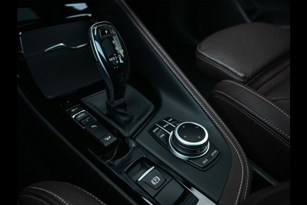 BMW X1 xDrive25i HIGH EXECUTIVE | HEAD-UP | COMFORT ACCESS | LEDER | CAMERA | ACTIVE CRUISE | AMBIANCE INTERIEUR | MEMORY SEATS | HARMA