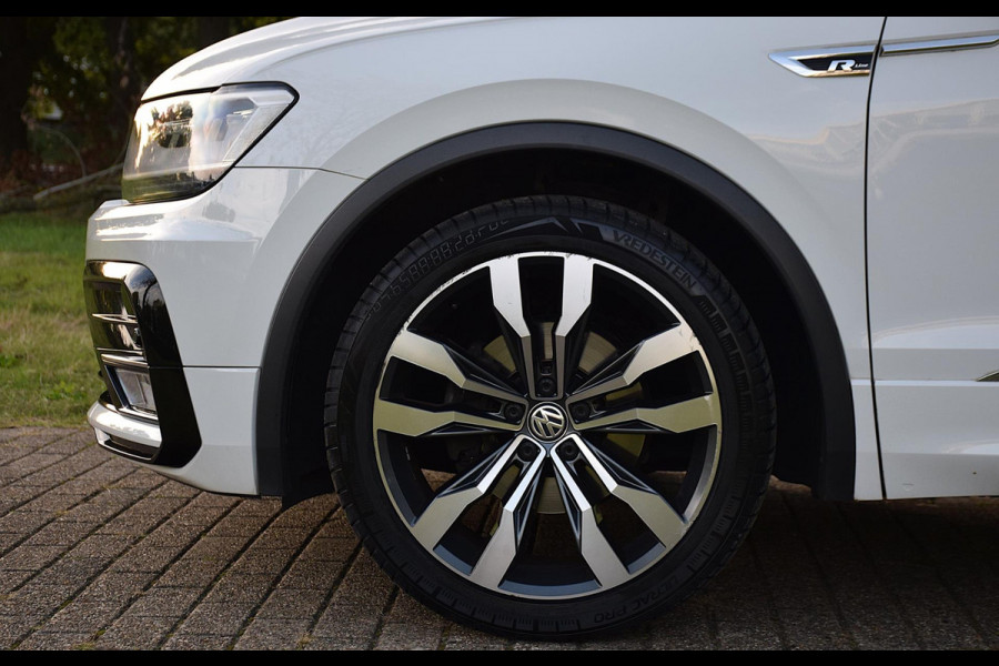 Volkswagen Tiguan 1.4 TSI ACT Highline R-Line*Pano*Virtual*Trekhaak*Leder*VOLL*