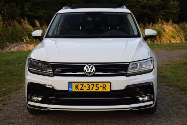 Volkswagen Tiguan 1.4 TSI ACT Highline R-Line*Pano*Virtual*Trekhaak*Leder*VOLL*