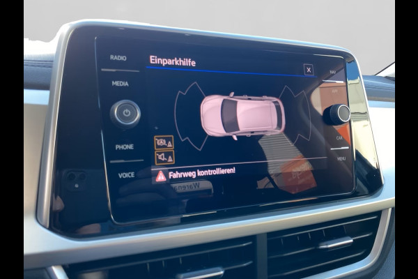 Volkswagen T-Roc 1.5 TSI ** LED, VIRTUAL, CLIMA, KEYLESS, ALARM, PRIVACY, 17-inch LMV ** 1e EIG - VW GAR t/m 12-2028 ** ** INFORMEER OOK NAAR ONZE AANTREKKELIJKE FINANCIAL-LEASE TARIEVEN **