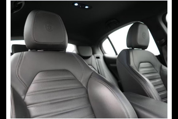 Alfa Romeo Stelvio 2.0 T AWD SPORTSEATS/LANE/CAMER/NAVI/KEYLESS