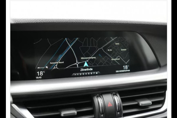 Alfa Romeo Stelvio 2.0 T AWD SPORTSEATS/LANE/CAMER/NAVI/KEYLESS