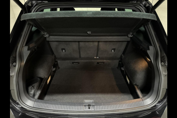 Volkswagen Tiguan 1.5 TSI ACT 2x R-Line Virtual ACC Carplay NAP