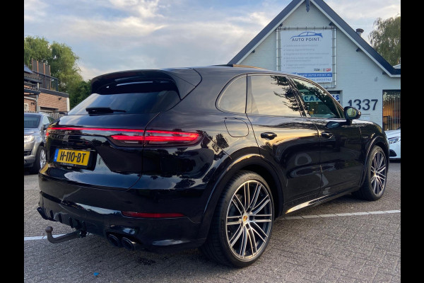 Porsche Cayenne 3.0 HYBRID SPORT-DESIGN/PANO/MATRIX/22INCH