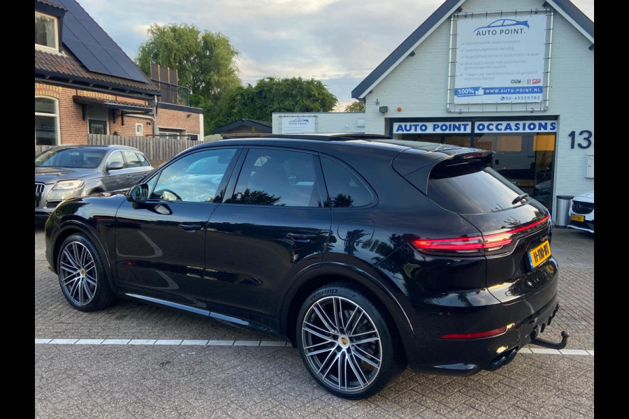 Porsche Cayenne 3.0 HYBRID SPORT-DESIGN/PANO/MATRIX/22INCH