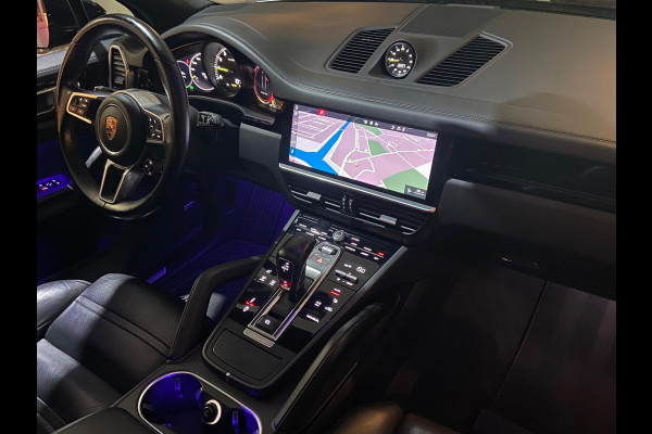 Porsche Cayenne 3.0 HYBRID SPORT-DESIGN/PANO/MATRIX/22INCH