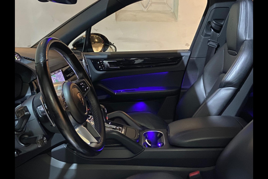 Porsche Cayenne 3.0 HYBRID SPORT-DESIGN/PANO/MATRIX/22INCH
