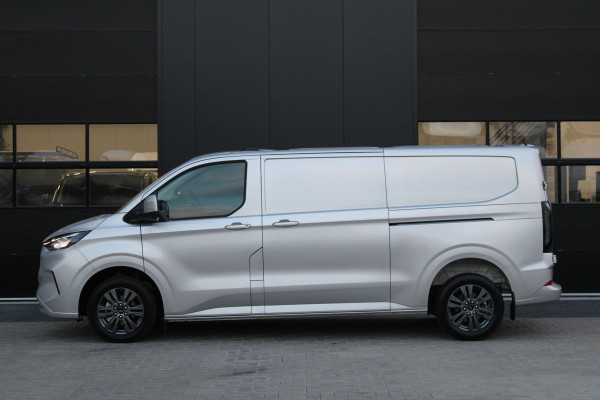 Ford Transit Custom 320 2.0 TDCI L2H1 Limited 170pk - 2x Schuifdeur - Adaptive Cruise - Blind spot - Navigatie - Camera - Draadloos laden - Stoelver