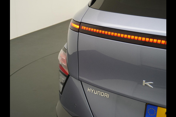 Hyundai KONA ELECTRIC Premium Sky 65.4 kWh VAN: 37.900,- VOOR: 35.770,- UW HERFSTVOORDEEL: 2.130,- EURO | NIEUW 51.500,-EURO! | ORIG. NL.| DEALER ONDERHOUDEN