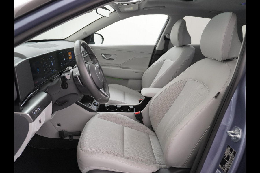 Hyundai KONA ELECTRIC Premium Sky 65.4 kWh VAN: 37.900,- VOOR: 35.770,- UW HERFSTVOORDEEL: 2.130,- EURO | NIEUW 51.500,-EURO! | ORIG. NL.| DEALER ONDERHOUDEN