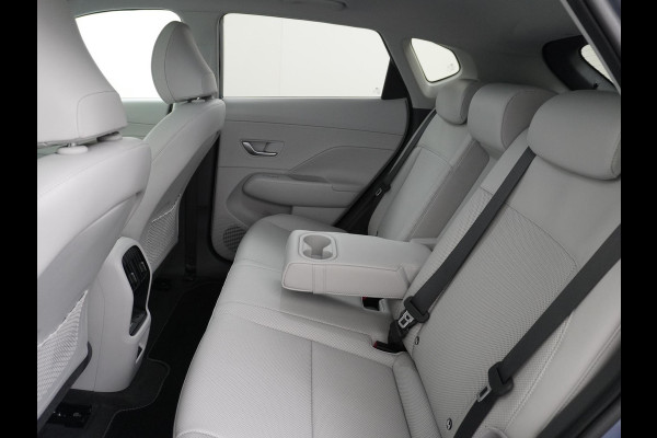 Hyundai KONA ELECTRIC Premium Sky 65.4 kWh VAN: 37.900,- VOOR: 35.770,- UW HERFSTVOORDEEL: 2.130,- EURO | NIEUW 51.500,-EURO! | ORIG. NL.| DEALER ONDERHOUDEN
