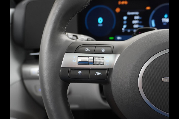 Hyundai KONA ELECTRIC Premium Sky 65.4 kWh VAN: 37.900,- VOOR: 35.770,- UW HERFSTVOORDEEL: 2.130,- EURO | NIEUW 51.500,-EURO! | ORIG. NL.| DEALER ONDERHOUDEN